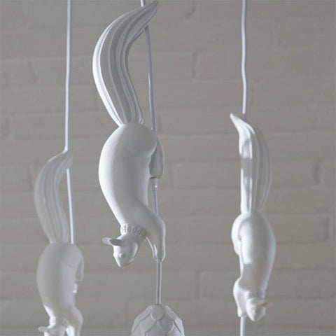 Nordic Squirrel Resin LED Pendentif Lampe Suspendue Moderne Pour Chambre Chambre D'enfant Chambre D'enfant Décor Luminaire Industriel